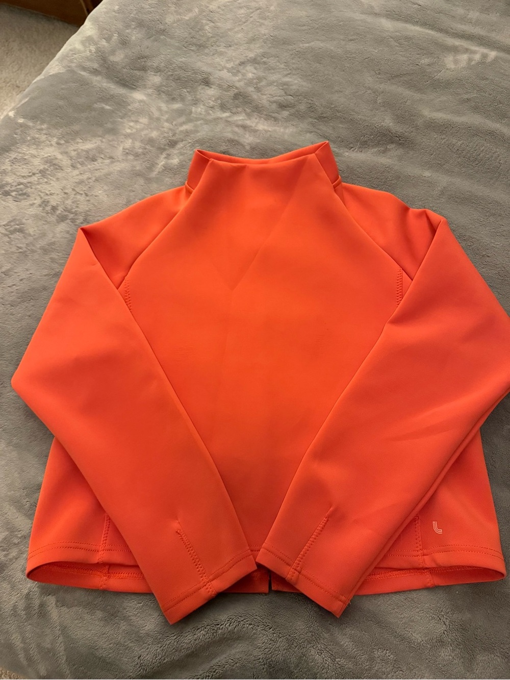 LOLE High-Neck coral sweatshirt